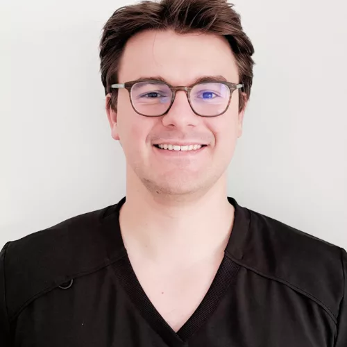 Portrait de Stanislas Martinez ostéopathe